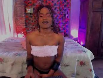 thegoldenbitch webcam model stream image