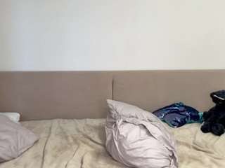cariewraspir webcam model stream image