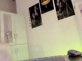 alexia-corleoni webcam model stream image