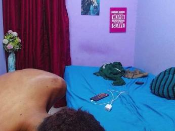 blacktwinks webcam bongacams model stream image