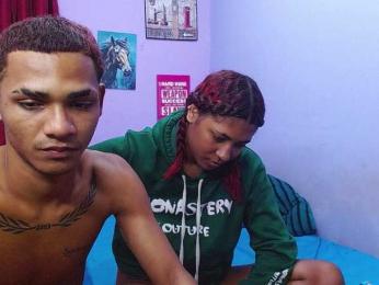 blacktwinks webcam model stream image