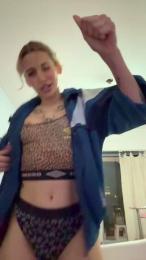 Sweety_dreams webcam cam4 model stream image