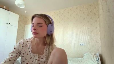 CarlottaMilano webcam model stream image