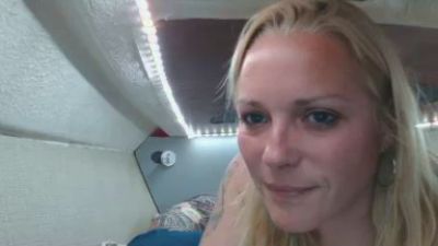 Doucelouve9 webcam model stream image