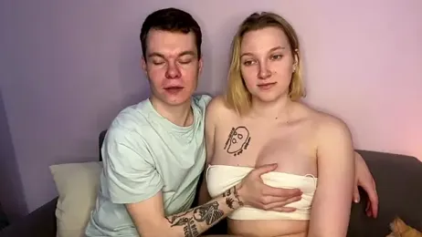 julielourens webcam model stream image