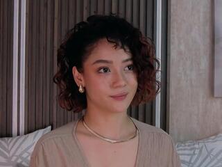 Lucia Saanvi webcam flirt4free model stream image