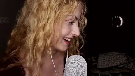 Kiki-wren webcam stripchat model stream image