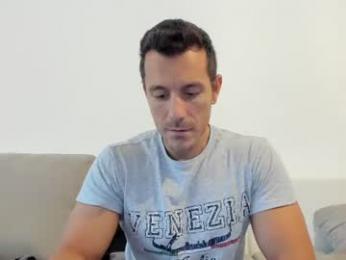 roberto4ever webcam chaturbate model stream image