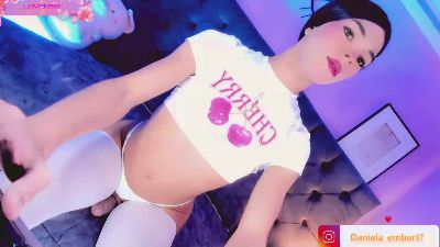 Amira_Ember webcam model stream image