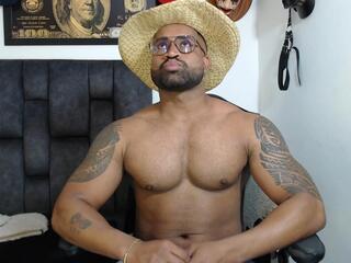 Blade Strong webcam model stream image