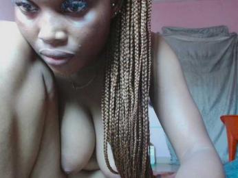 Freakyluna webcam model stream image