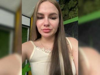 Alissa2 webcam model stream image