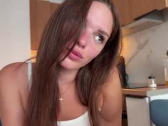 frenzyfoxs webcam model stream image