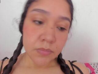 Venus Loven webcam model stream image