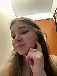 PumaShyXD webcam model stream image