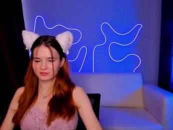 angie_foxy webcam model stream image
