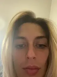 Bellalolahot webcam model stream image