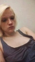 LuciiLuv webcam model stream image