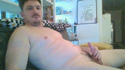 moinuxxx webcam model stream image