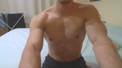 hotcarl_ webcam model stream image