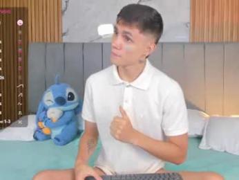dustinlevine webcam chaturbate model stream image
