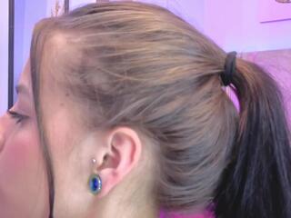 Hellen Cruz webcam model stream image