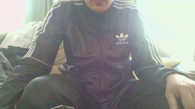 Shiny_gear_top webcam model stream image