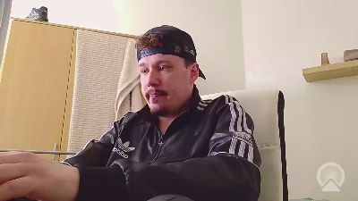 Shiny_gear_top webcam model stream image