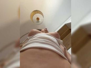 ChloeMeow webcam model stream image