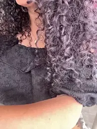 GabriSaenz webcam model stream image