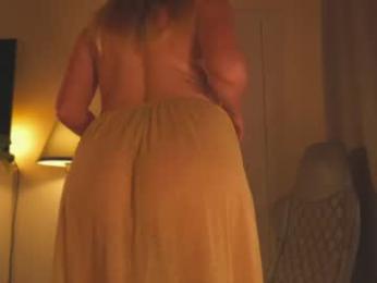 saltedhoney webcam model stream image