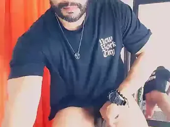 musclehetero webcam model stream image
