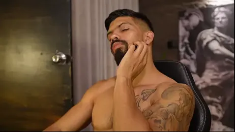 DannSaenz webcam model stream image