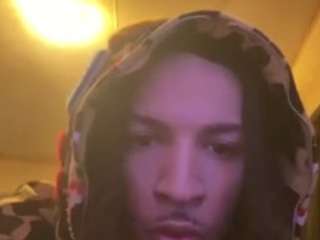 watchmenuttt webcam model stream image