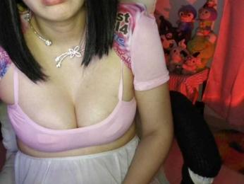 Kikuri-hime webcam model stream image
