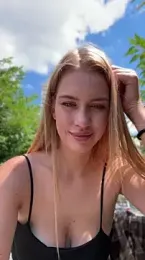 KikiWatson webcam stripchat model stream image