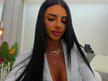 BritneyCharm webcam model stream image