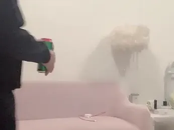 zz16888 webcam model stream image