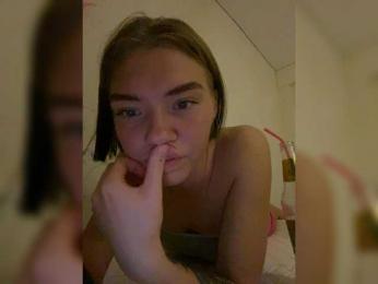 LisaaaAlisa webcam bongacams model stream image
