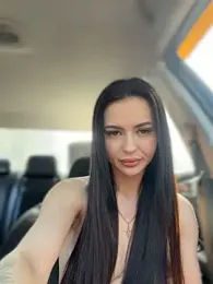 PrincessaHill_ webcam model stream image