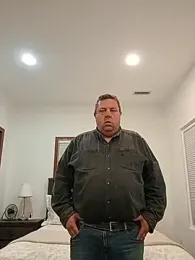 bigguymassage webcam model stream image