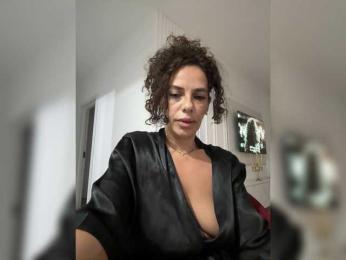 LadyVelvet22 webcam model stream image