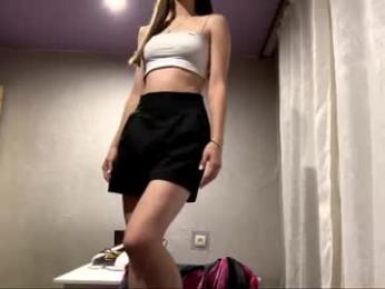 lovettatarner webcam model stream image