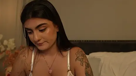 IrisBaker webcam model stream image