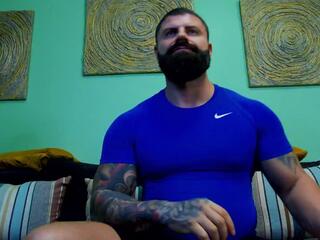 Xtream Leonard webcam model stream image