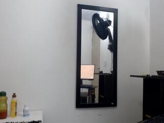 Dominik Cam webcam model stream image