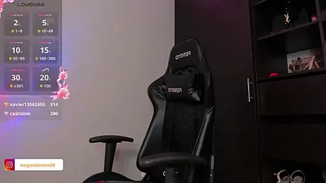 MeganDaviees webcam stripchat model stream image