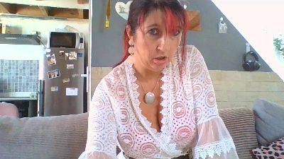 Lilou22 webcam model stream image
