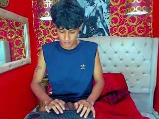 straightyoungpein webcam model stream image