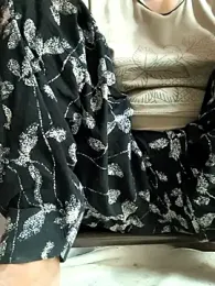 Love-pari77 webcam stripchat model stream image